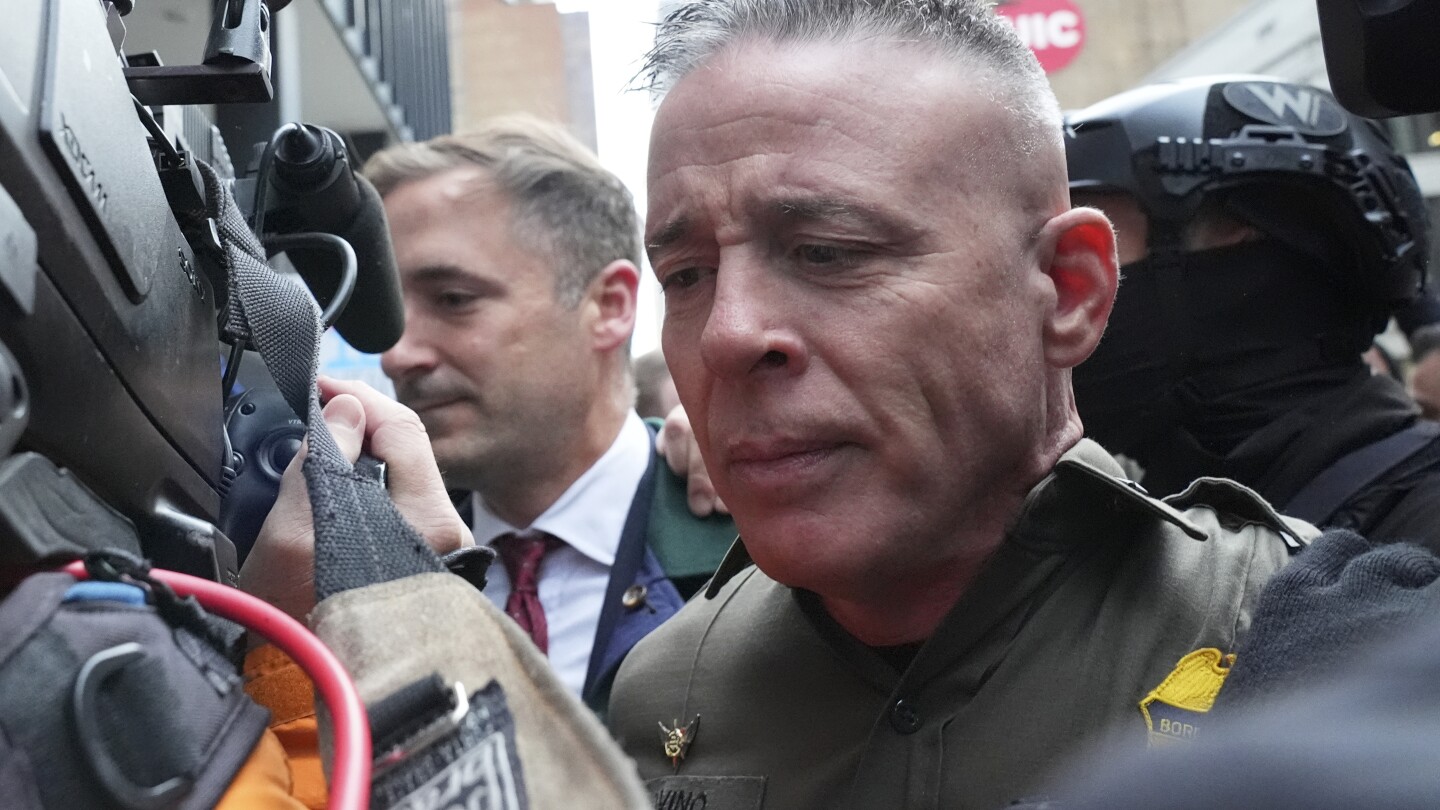 border-patrol-official-bovino-due-in-court-to-answer-questions-about-chicago-immigration-crackdown