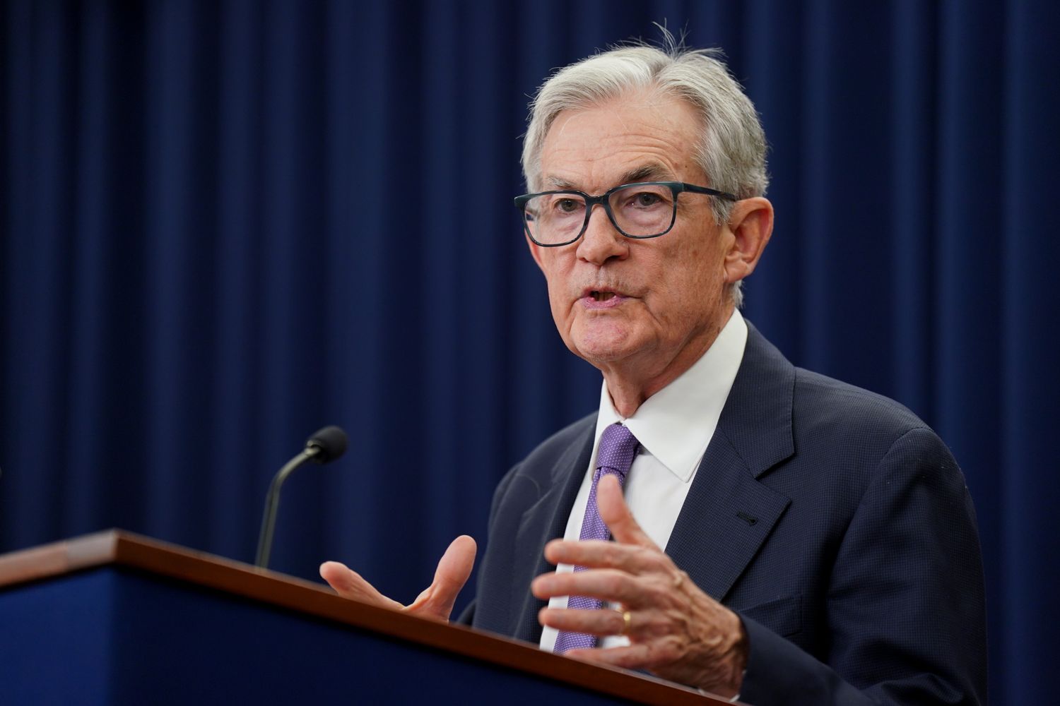 how-the-federal-reserve-could-inflate-or-pop-an-ai-bubble
