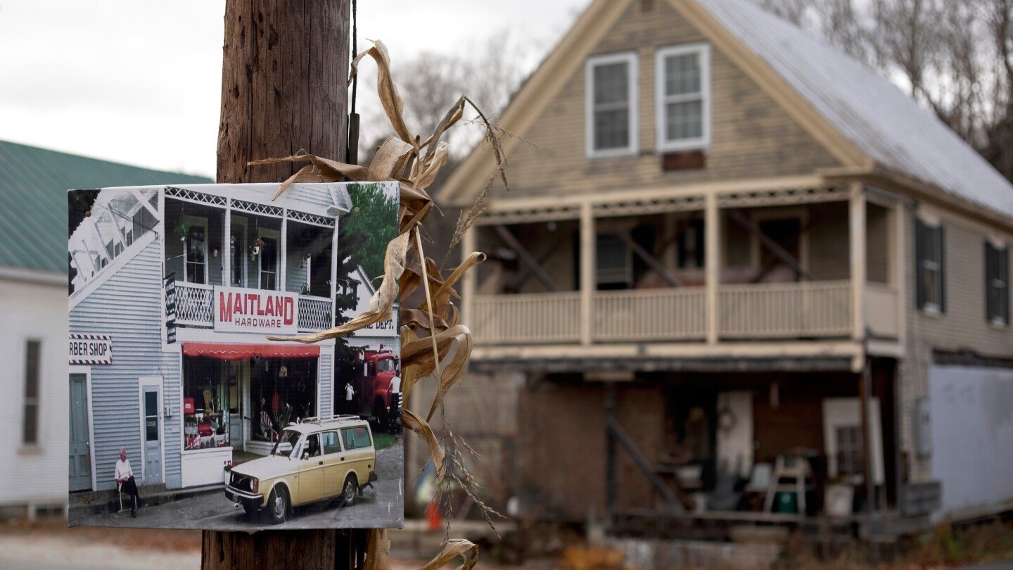 vermont-town-draws-‘beetlejuice’-fans-to-iconic-horror-movie-site