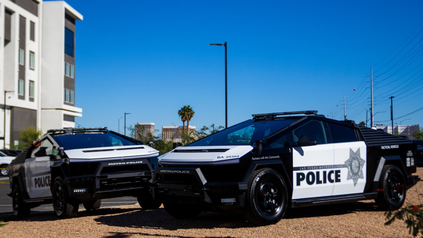 nation’s-largest-fleet-of-police-cybertrucks-to-patrol-las-vegas