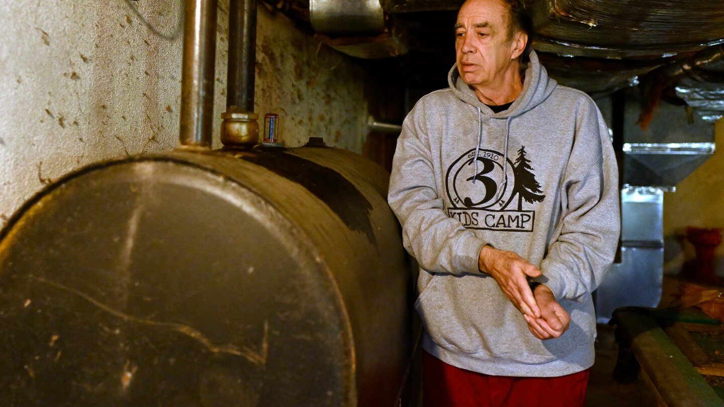 government-shutdown-threatens-to-delay-home-heating-aid-for-millions-of-low-income-families