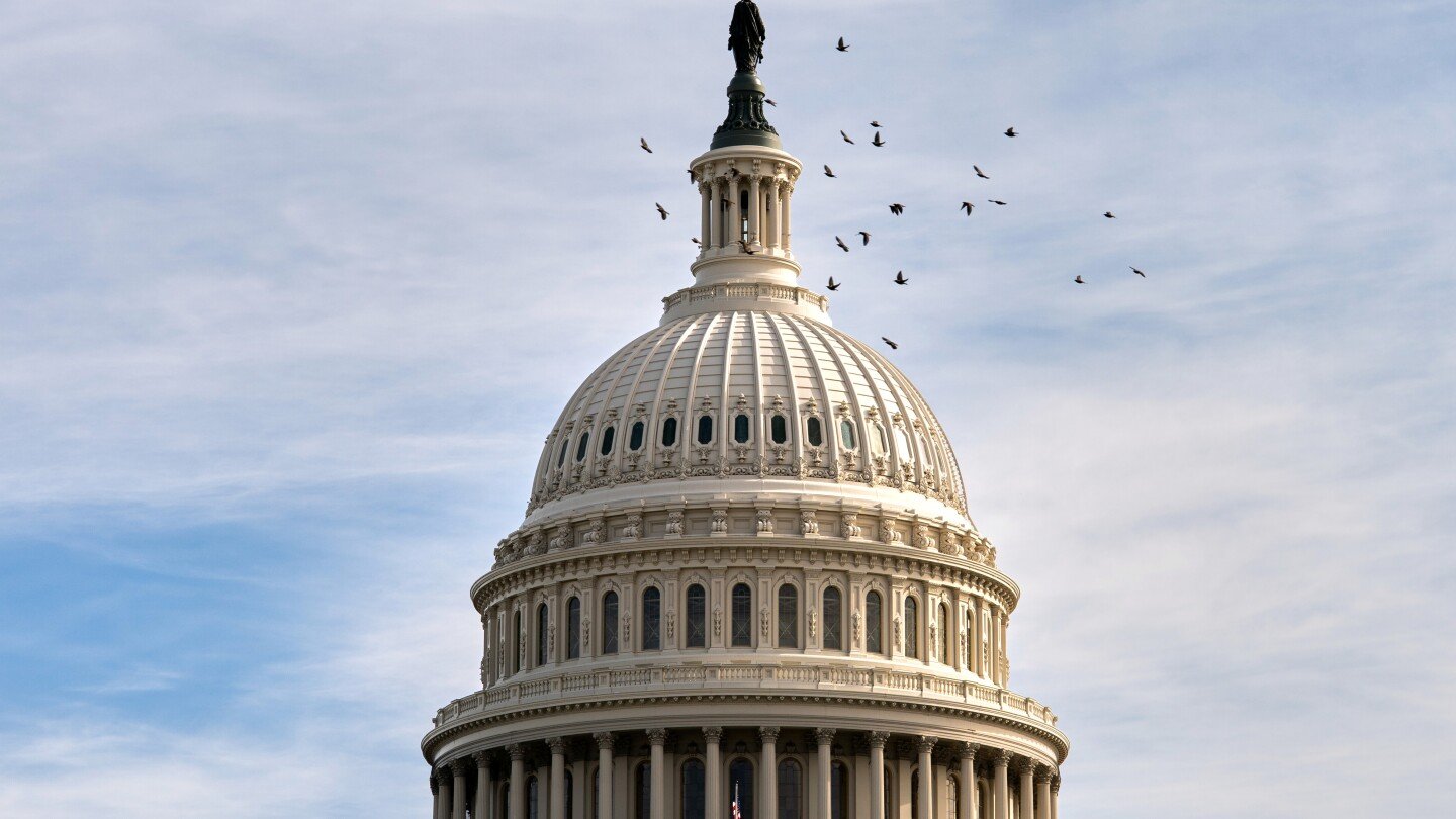 talks-to-end-the-government-shutdown-intensify-as-federal-closure-is-on-track-to-become-longest-ever