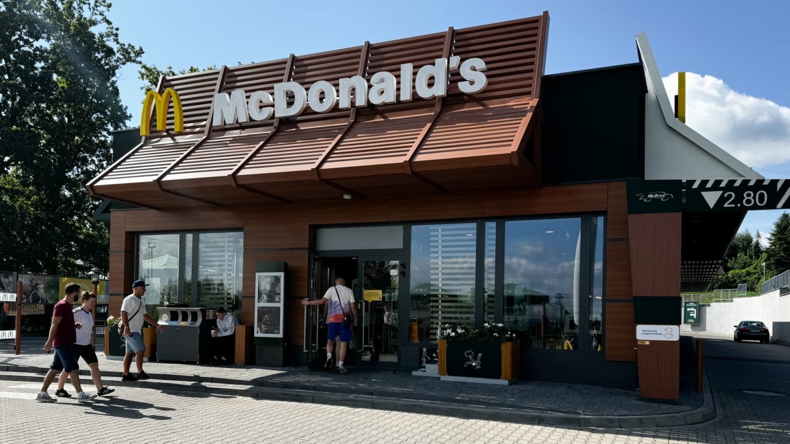 election-results,-mcdonald’s-earnings,-ai-valuation-fears-and-more-in-morning-squawk