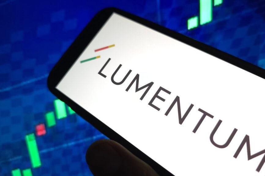 lumentum-analysts-increase-their-forecasts-after-upbeat-q1-earnings