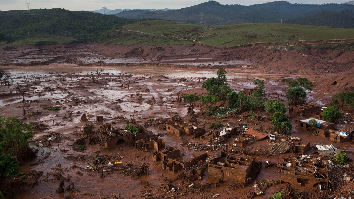 a-decade-after-brazil’s-deadly-dam-collapse,-indigenous-peoples-demand-justice-on-the-eve-of-cop30