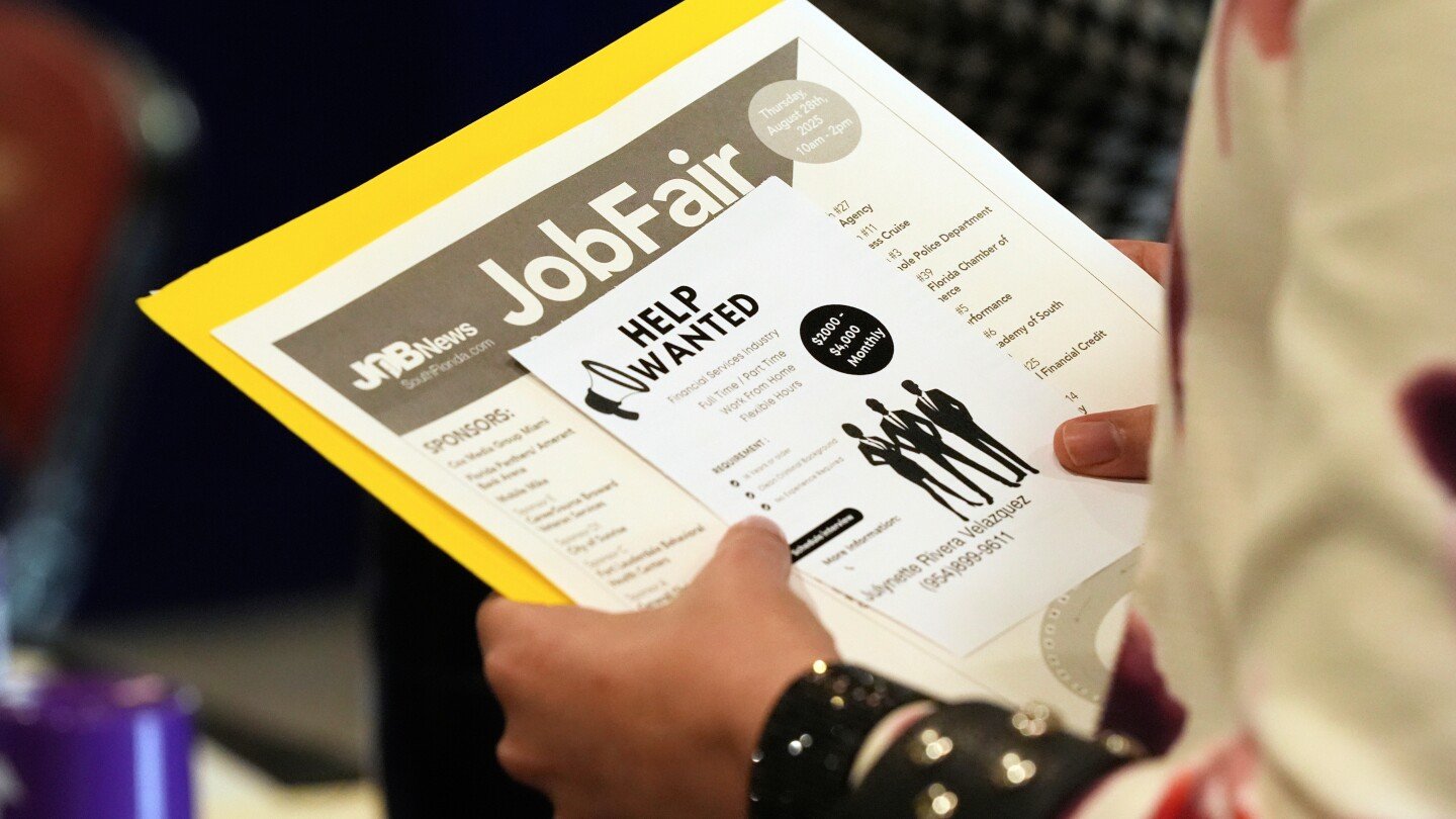 ‘no-hire’-job-market-leaves-unemployed-in-limbo-as-threats-to-economy-multiply