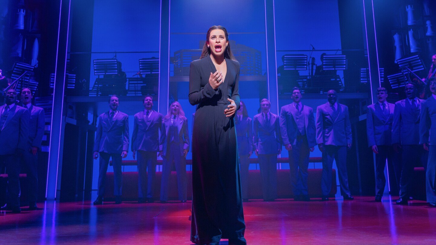 from-child-actor-to-star:-lea-michele’s-return-to-broadway’s-imperial-theatre