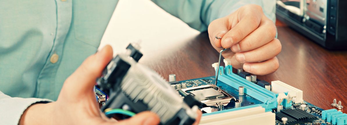 slone-infosystems-limited-(nse:slone)-stock-has-shown-weakness-lately-but-financials-look-strong:-should-prospective-shareholders-make-the-leap?