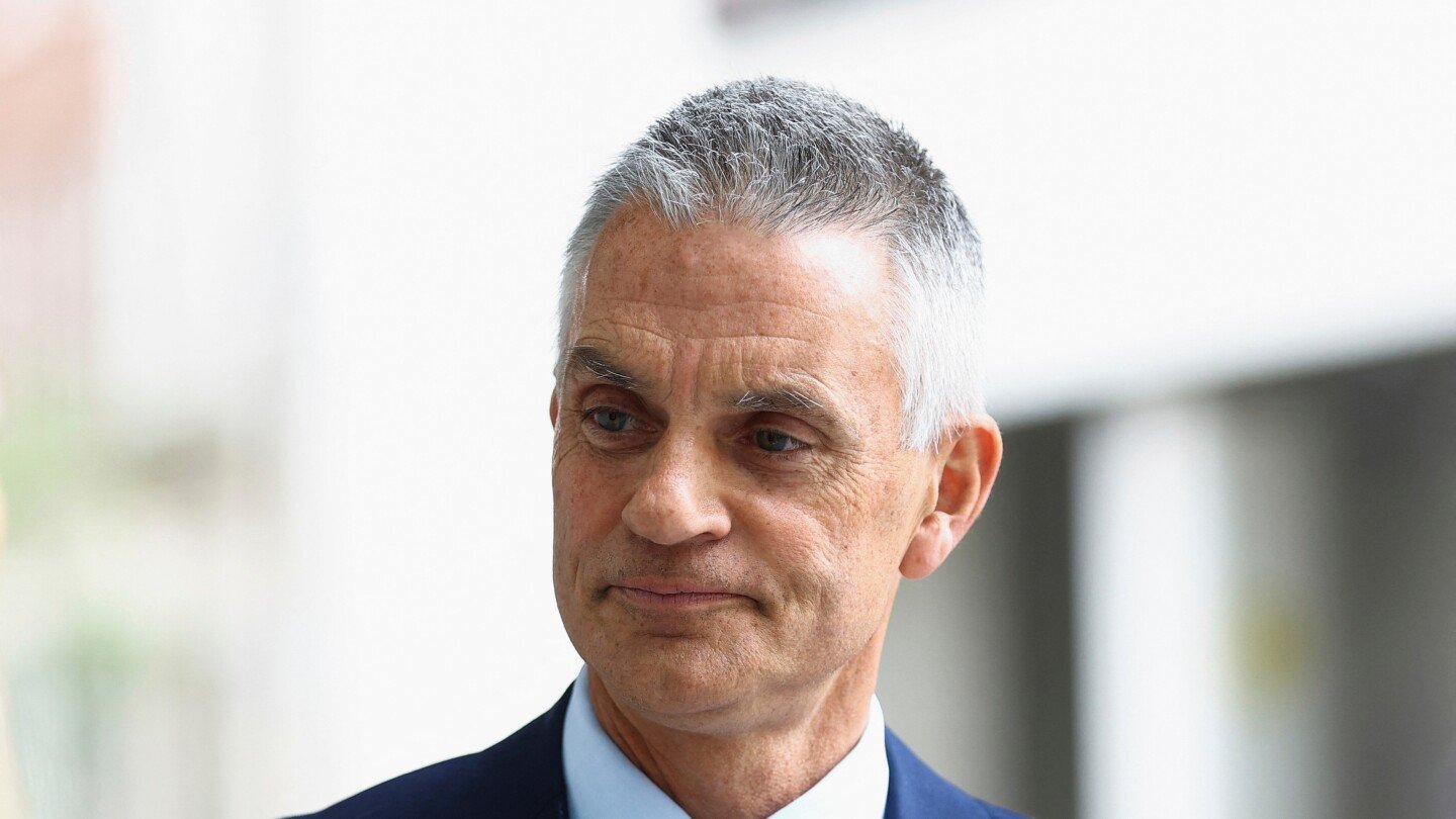 bbc-director-resigns-after-criticism-of-the-broadcaster’s-editing-of-a-trump-speech