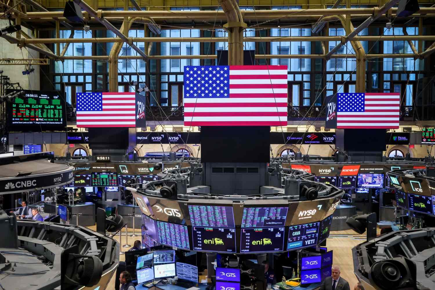 dow-jones-today:-stock-futures-point-to-lower-open-after-yesterday’s-big-gains