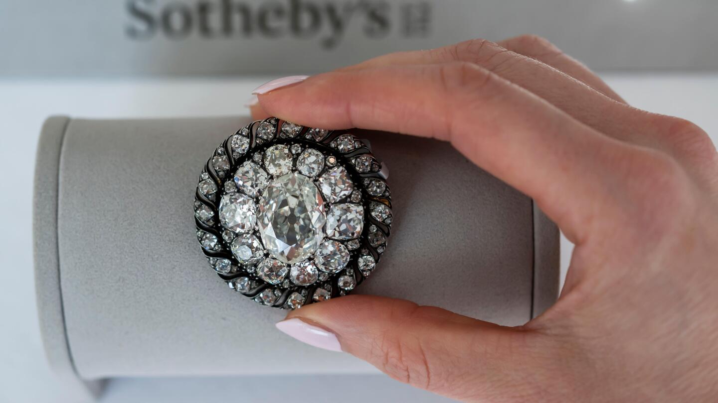 sotheby’s-says-a-diamond-brooch-lost-by-napoleon-as-his-forces-fled-waterloo-sells-for-$4.4-million
