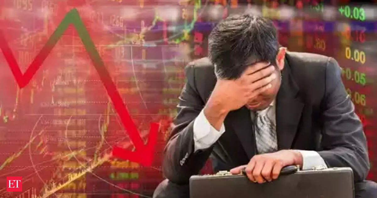 us-stock-market-crash:-why-nasdaq-falls-big-today-—-stock-market-is-down-as-tech-stocks-tumble-again