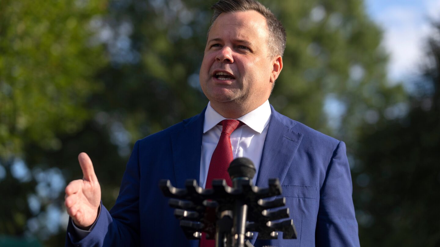 top-fannie-mae-officials-ousted-after-sounding-alarm-on-sharing-sensitive-housing-data