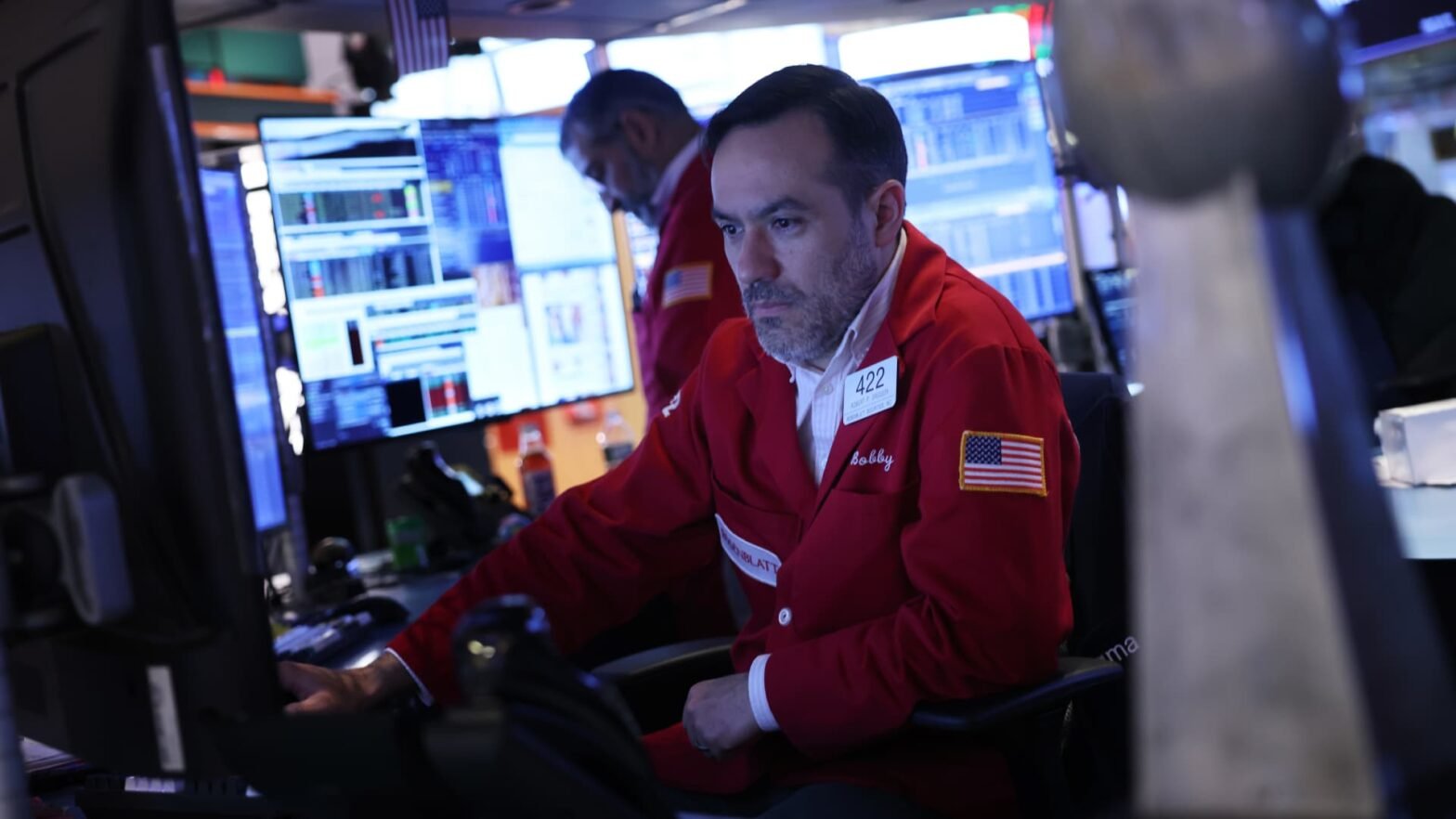 stock-market’s-sell-off,-foreclosures-jump,-new-irs-guidelines-and-more-in-morning-squawk