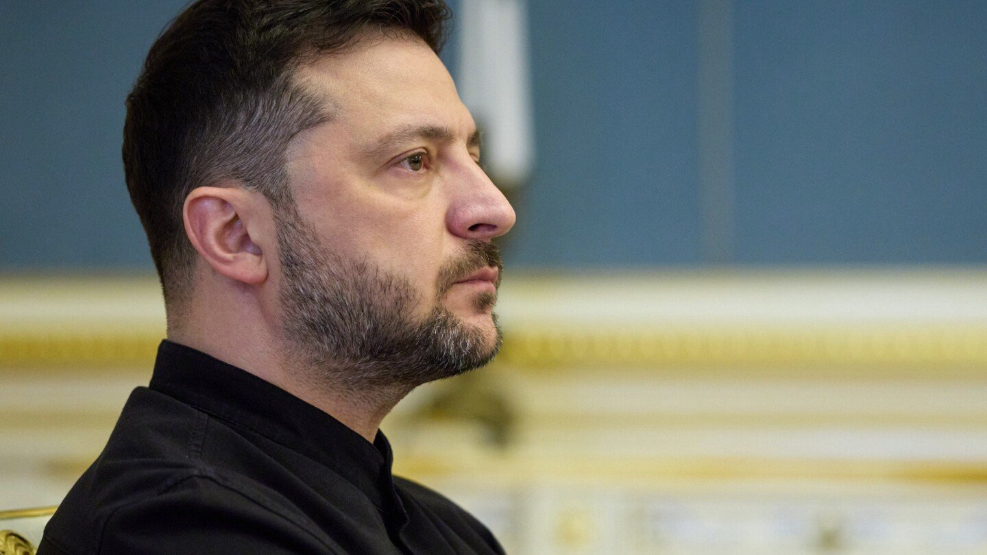 once-a-shadowy-dealmaker,-one-time-zelenskyy-associate-is-accused-in-ukrainian-corruption-scandal