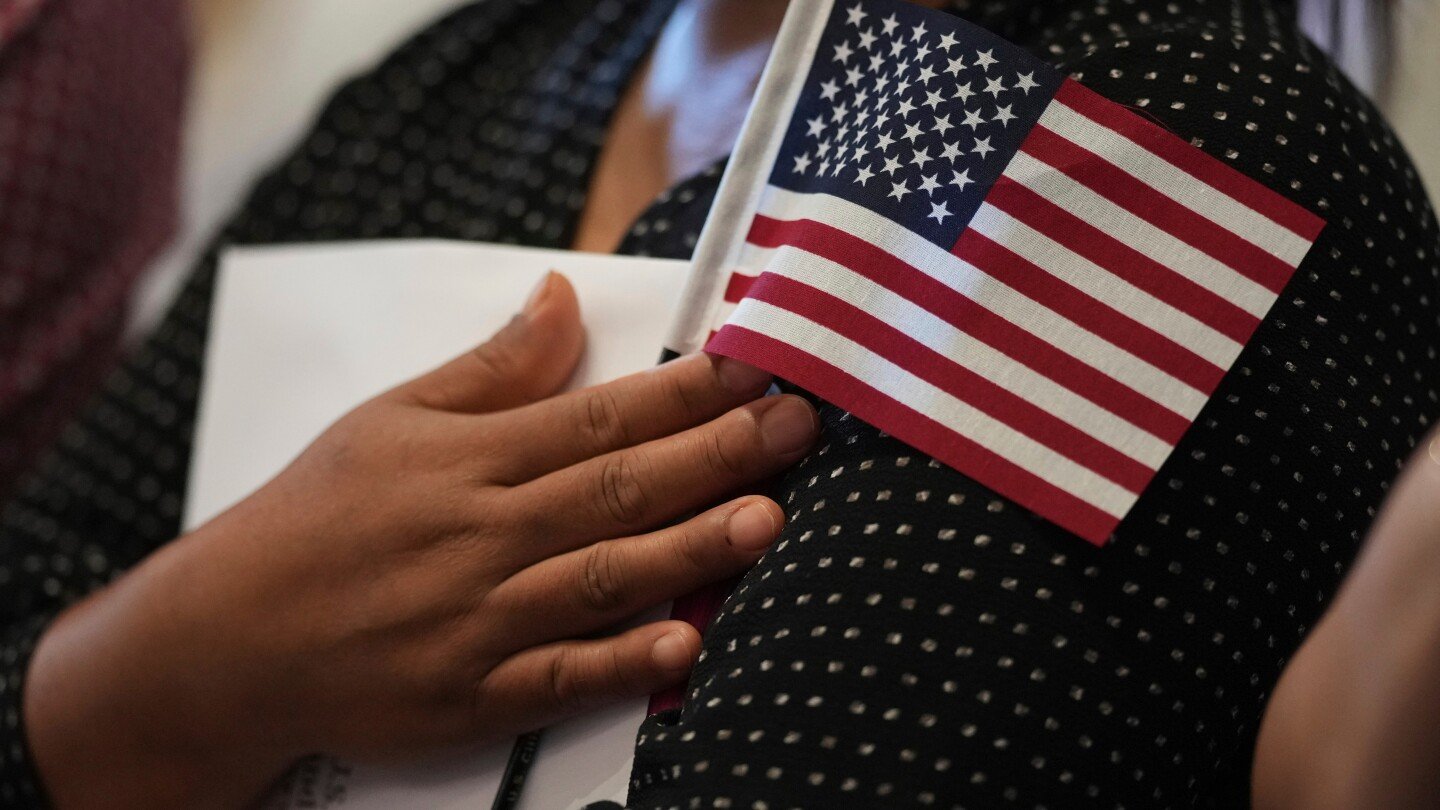 estadounidenses-naturalizados-creian-estar-seguros,-pero-politicas-migratorias-de-trump-crean-dudas
