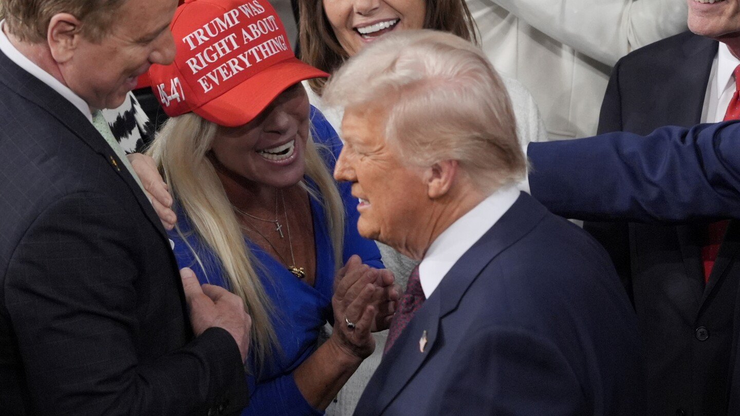 maga-rift-grows-as-trump-feuds-with-greene-before-key-2026-midterm-elections