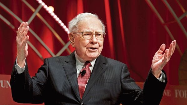 warren-buffett’s-final-investments-rocket-alphabet-stock-over-5%-in-rare-tech-bet-by-berkshire-hathaway-amid-ai-age
