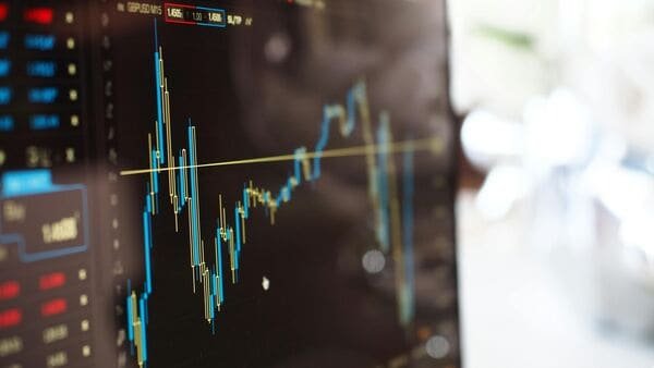 pinkfong-stock-price-jumps-62%-in-south-korean-market-debut-after-ipo