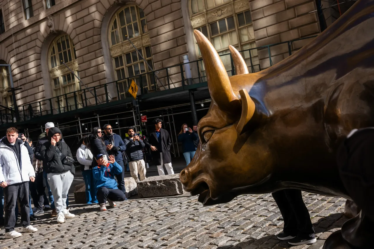 ‘extreme-fear’-hits-us-stock-market-with-sentiment-falling-to-single-digits-for-first-time-since-april