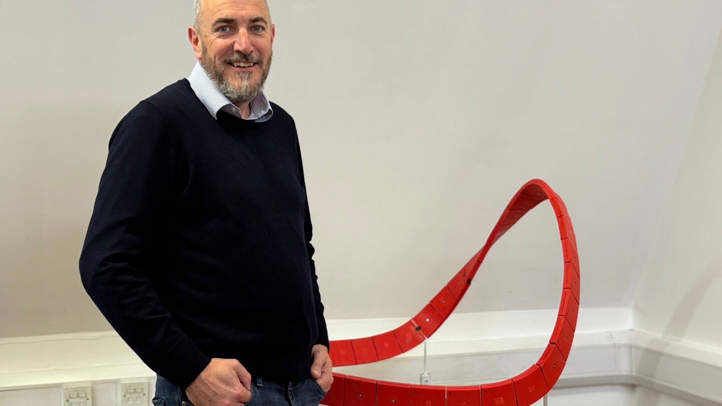 a-monument-to-answered-prayer-begins-to-rise-in-a-secularizing-england