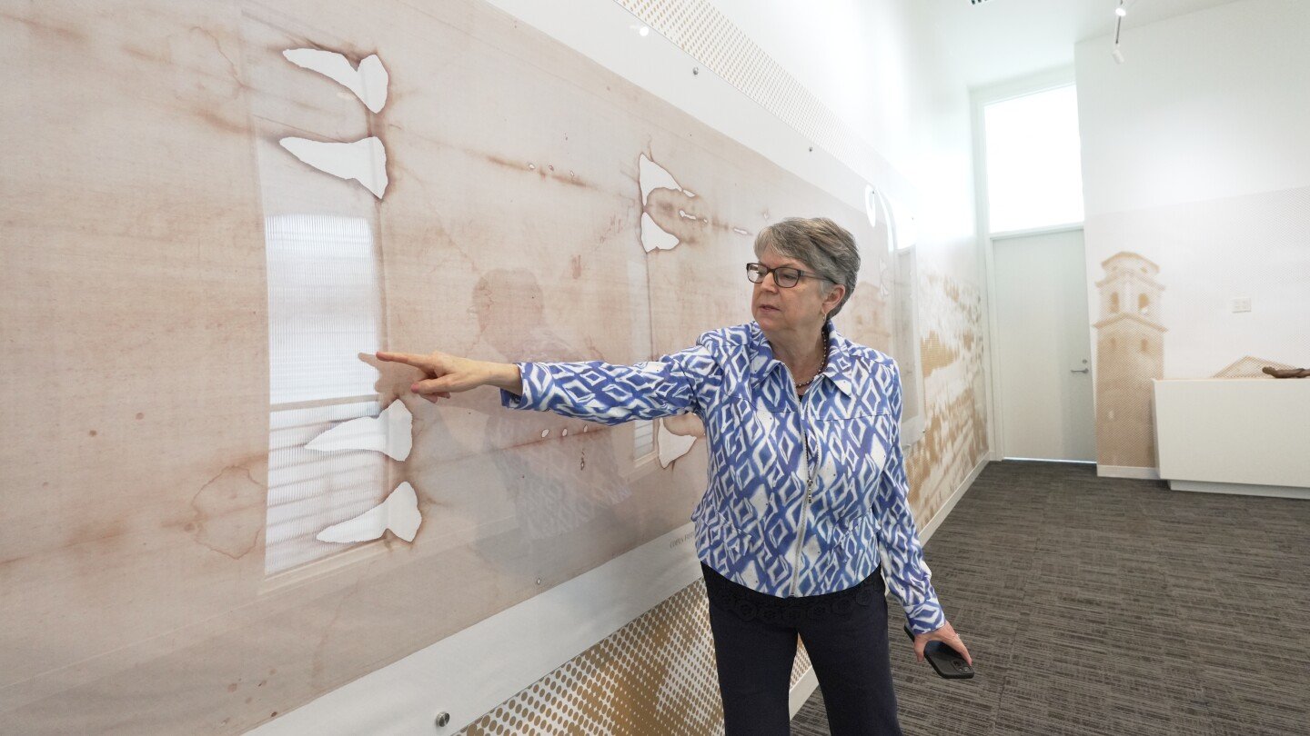 new-museum-in-california-offers-immersive-experience-of-the-shroud-of-turin
