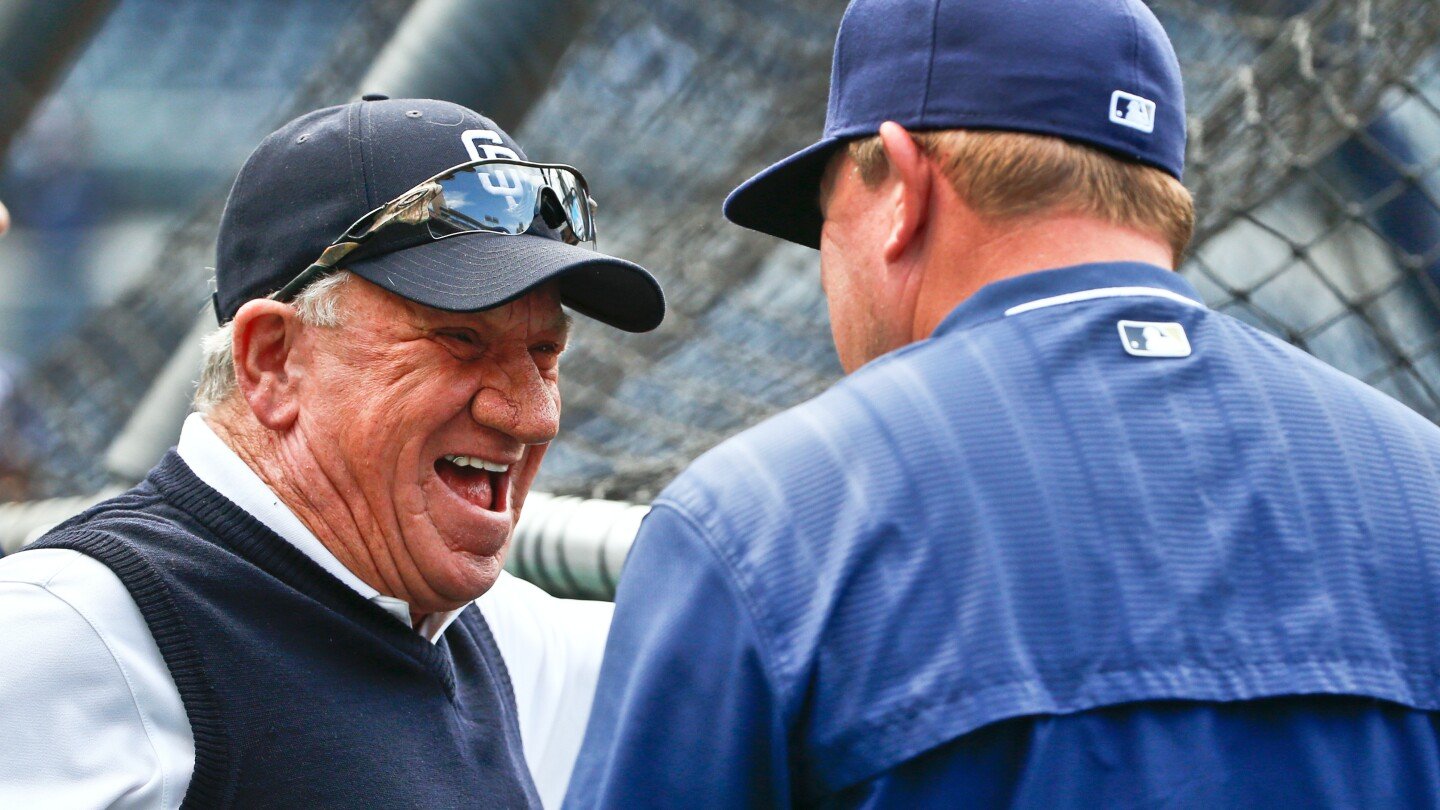 randy-jones,-the-san-diego-padres’-first-cy-young-award-winner,-dies-at-75