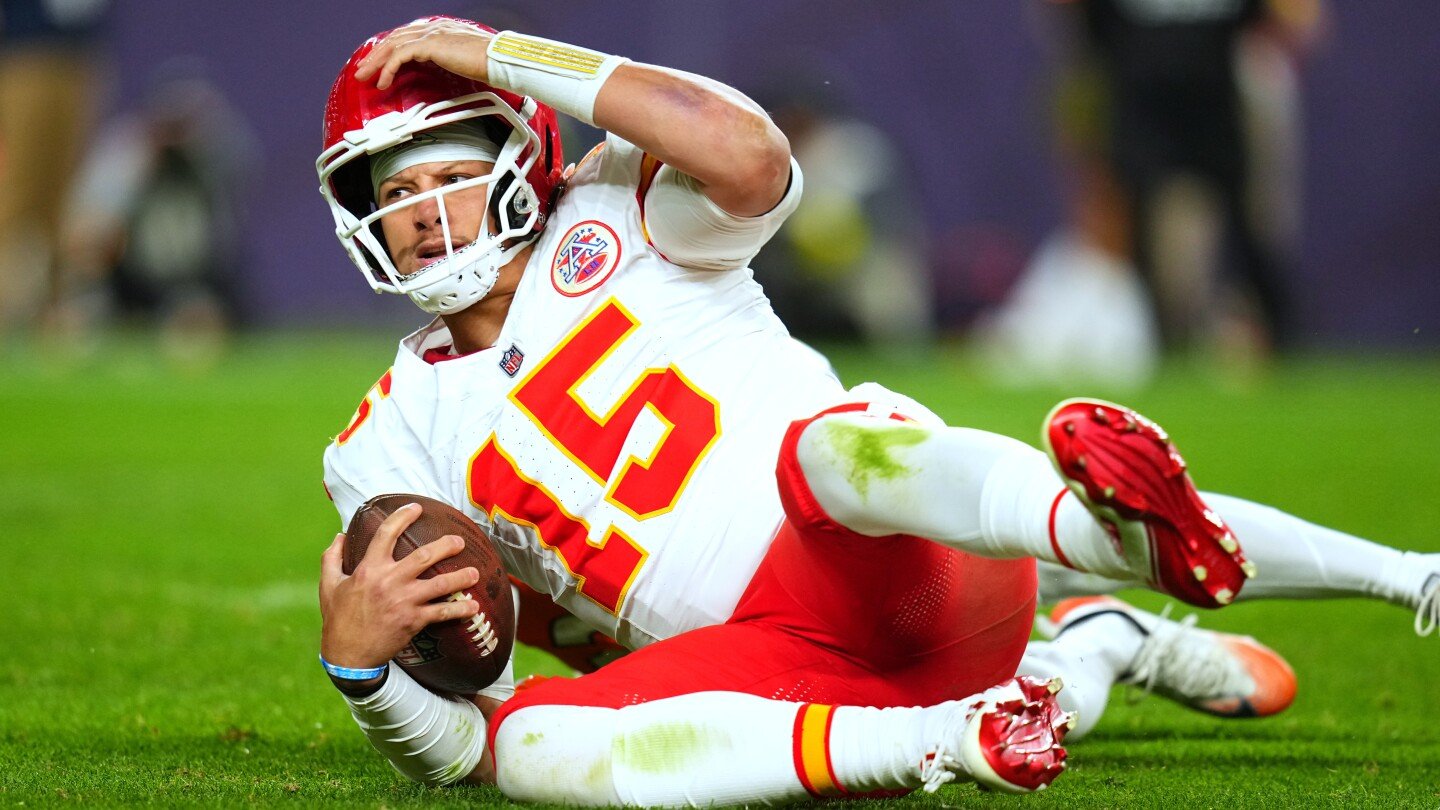 chiefs-went-from-17-game-win-streak-to-0-5-in-close-games.-what-happened?