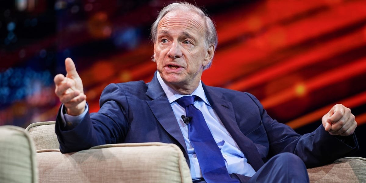 billionaire-investor-ray-dalio-says-there’s-one-reason-not-to-sell-stocks,-even-if-you’re-worried-about-an-ai-bubble