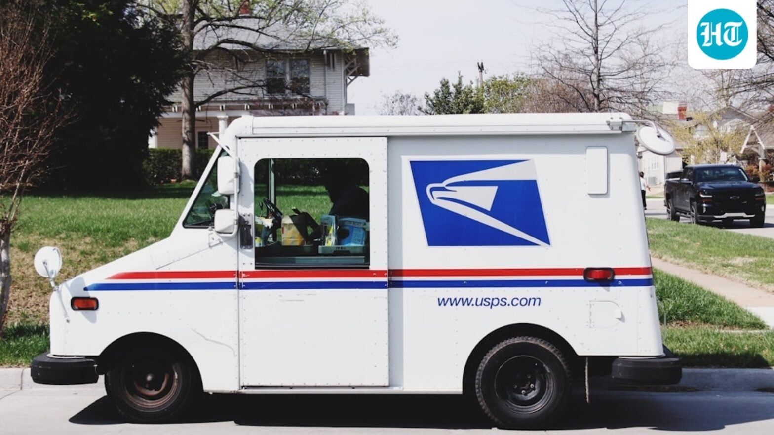 what’s-open-and-closed-thanksgiving-day-2025:-details-on-banks,-stock-market-and-more