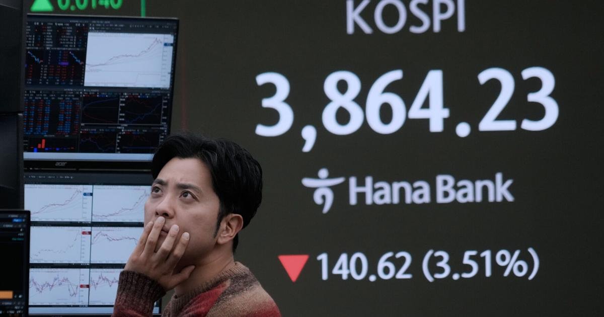 a-fragile-us-stock-market-flips-between-gains-and-losses-following-its-wildest-day-since-april