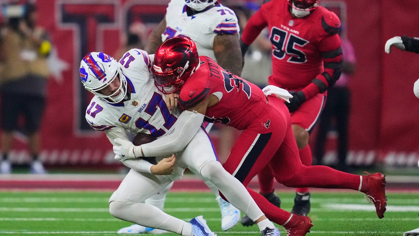 josh-allen-throws-interception-in-final-seconds-to-seal-bills’-23-19-loss-to-texans