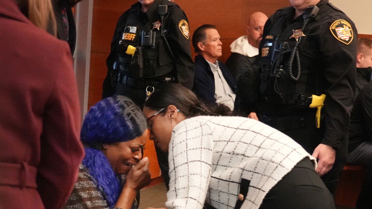 officer-acquitted-in-death-of-ta’kiya-young,-a-pregnant-black-mother-accused-of-shoplifting
