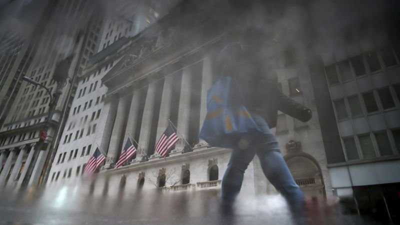 why-it’s-so-hard-to-figure-out-the-economy-right-now