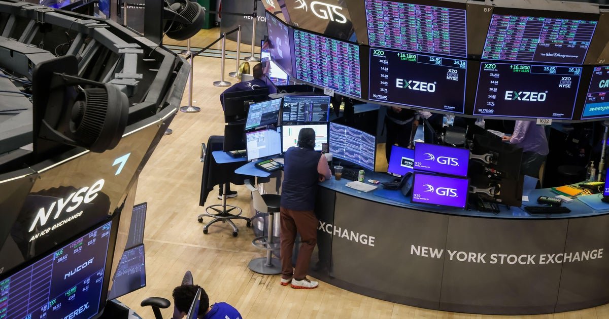 wall-street-edges-higher-amid-tech-gains-and-renewed-hopes-of-fed-rate-cut