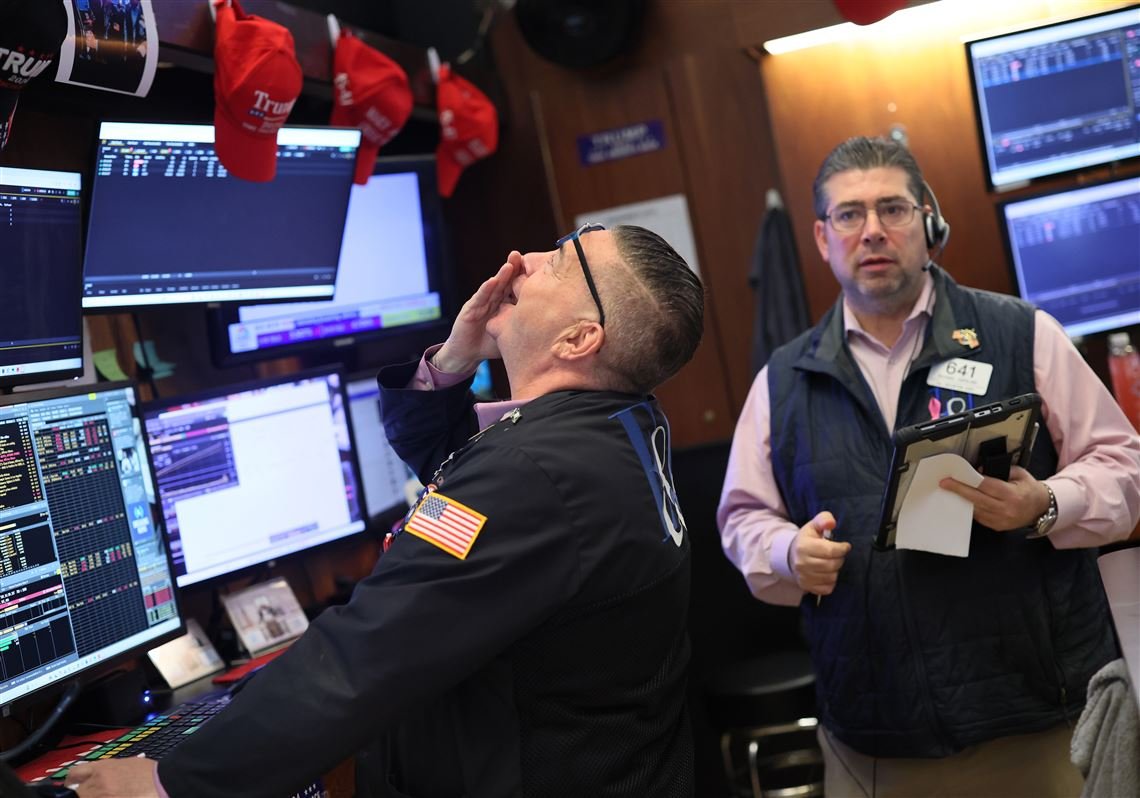 most-us.-stocks-rise-with-hopes-for-lower-interest-rates,-but-a-drop-for-nvidia-holds-the-market-back