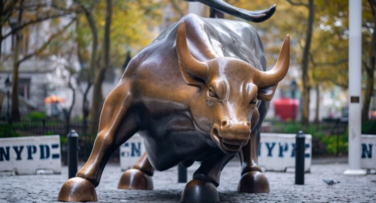 stock-market-news-review:-spy,-qqq-power-higher-as-record-tariff-revenues-outweigh-concerning-retail-sales-data