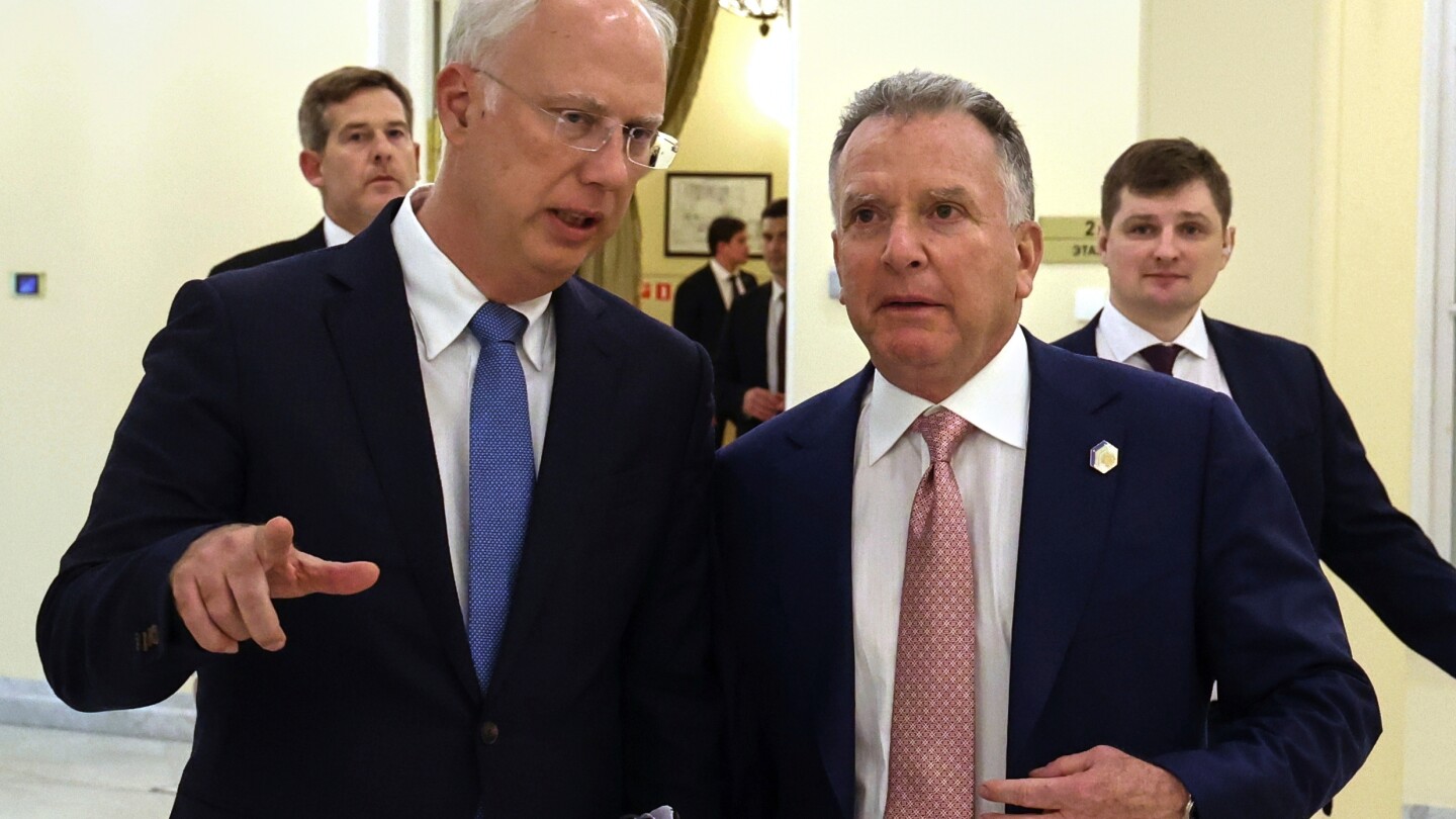 report:-us-envoy-coached-putin-aide-on-how-russian-leader-should-pitch-trump-on-ukraine-peace-plan