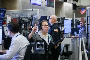 us.-stock-indexes-power-to-a-big-thanksgiving-close