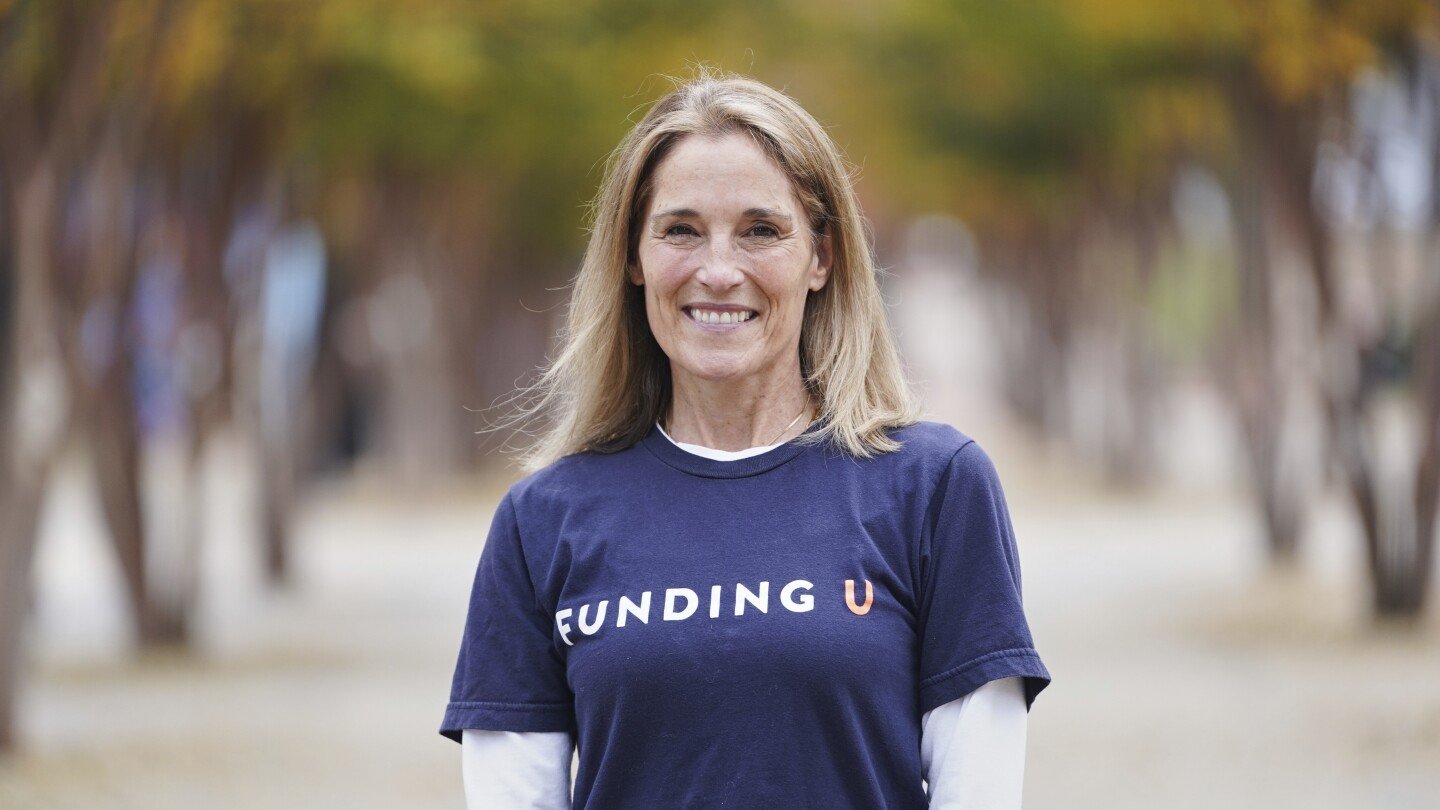 mackenzie-scott’s-college-roommate-once-loaned-her-$1k.-now-it’s-the-billionaire’s-turn-to-invest