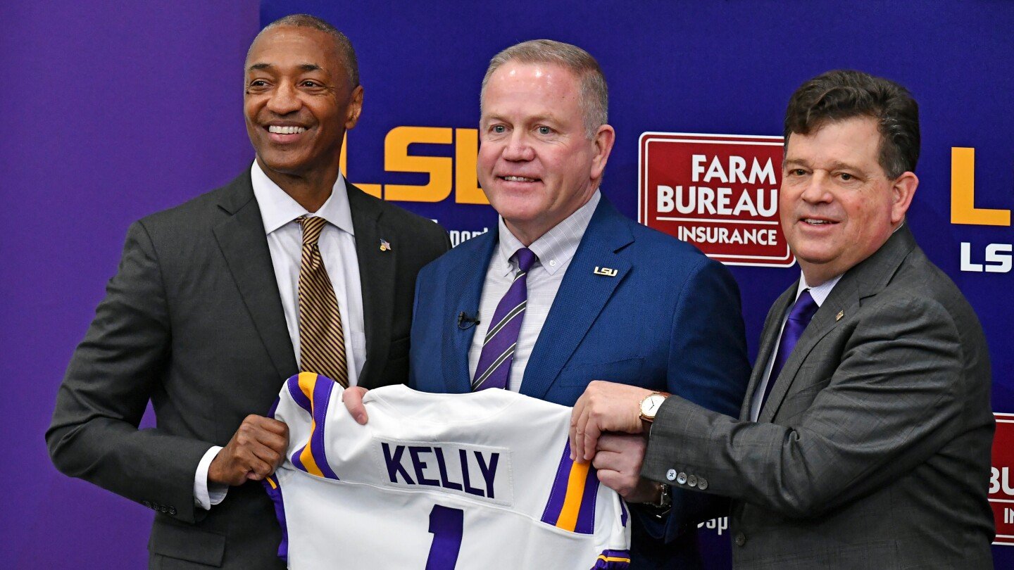 lsu-confirms-kelly-was-fired-‘without-cause’-and-is-owed-his-full-$54-million-buyout