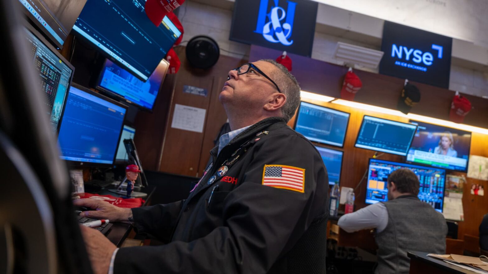 stock-market-swings-got-you-reeling?-answer-these-6-questions-before-making-a-trade