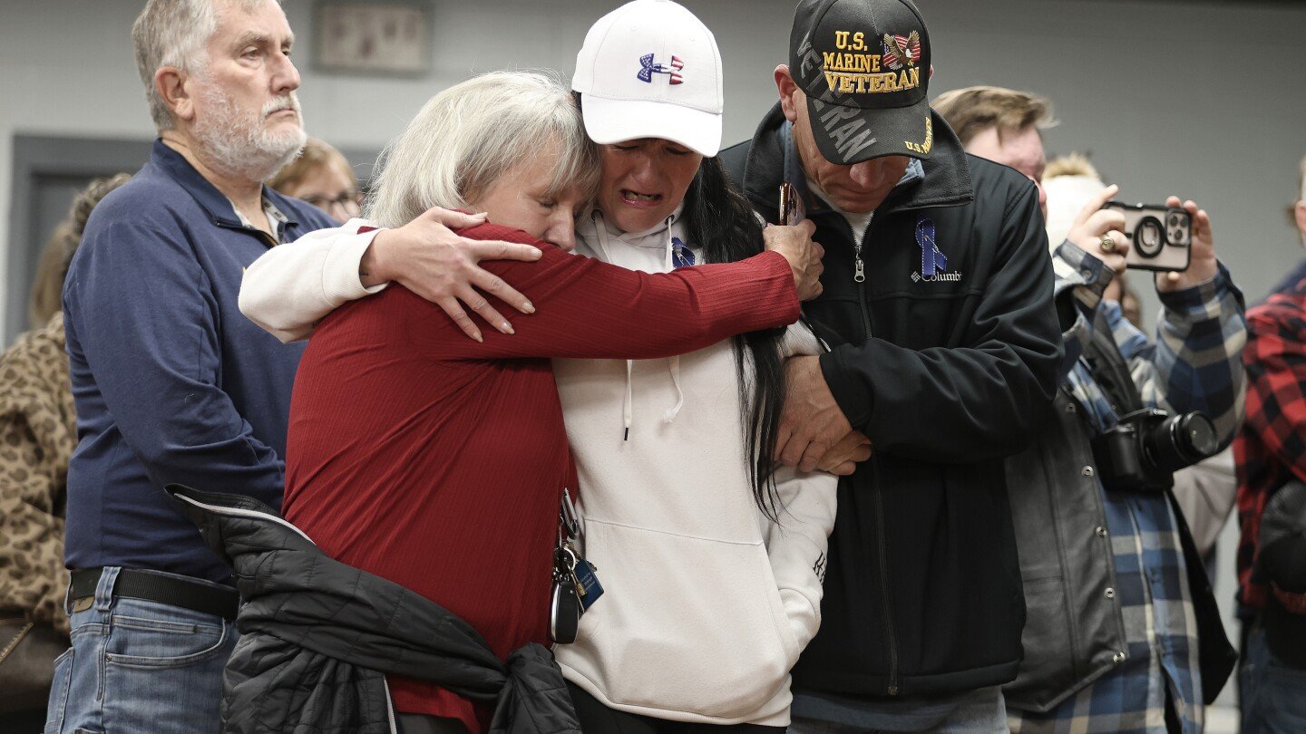 suspect-in-shooting-of-national-guard-members-now-facing-a-first-degree-murder-charge