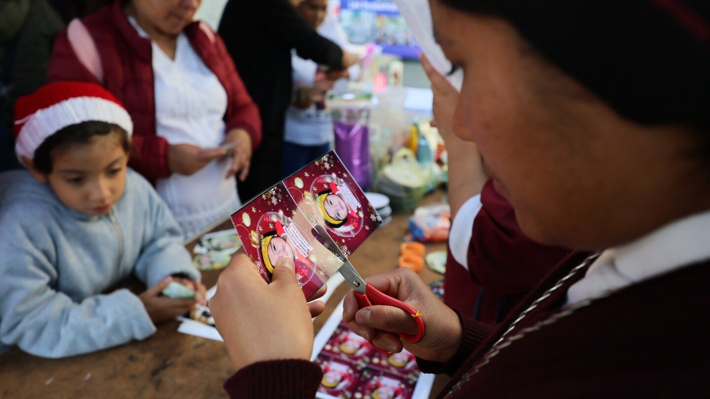 a-christmas-tree-in-mexico-carries-the-faces-of-loved-ones-who-never-came-home