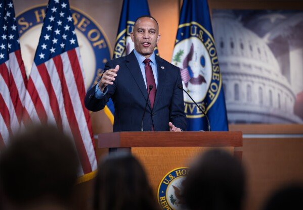 House Minority Leader Hakeem Jeffries, D-N.Y., speaks to reporters as the House heads toward a vote on a bill to force the Justice Department to release the case files it has collected on the late financier Jeffrey Epstein at the Capitol in Washington, Monday, Nov. 17, 2025. (AP Photo/J. Scott Applewhite)