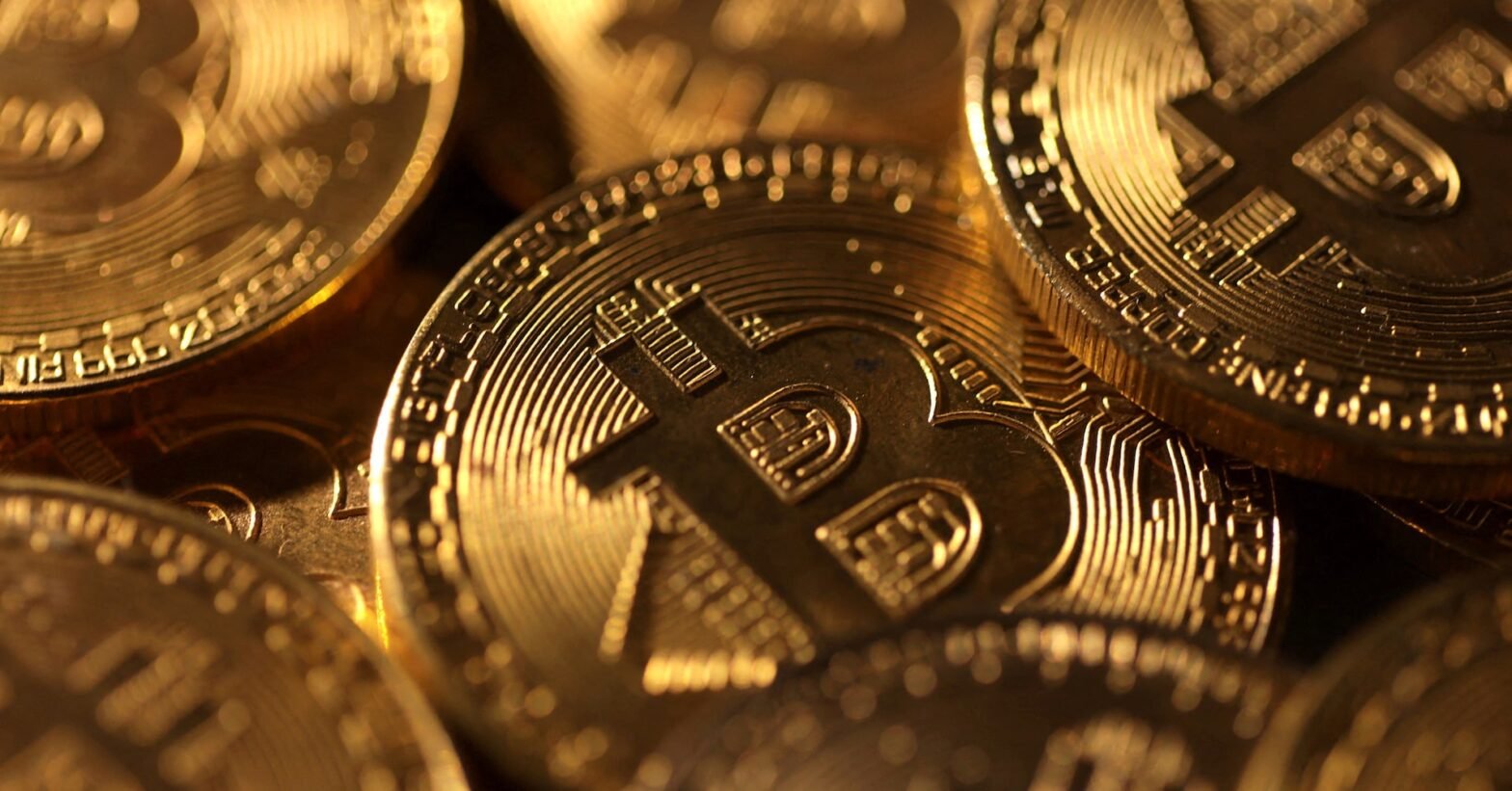 bond-and-bitcoin-selloff-leaves-stocks-unsteady