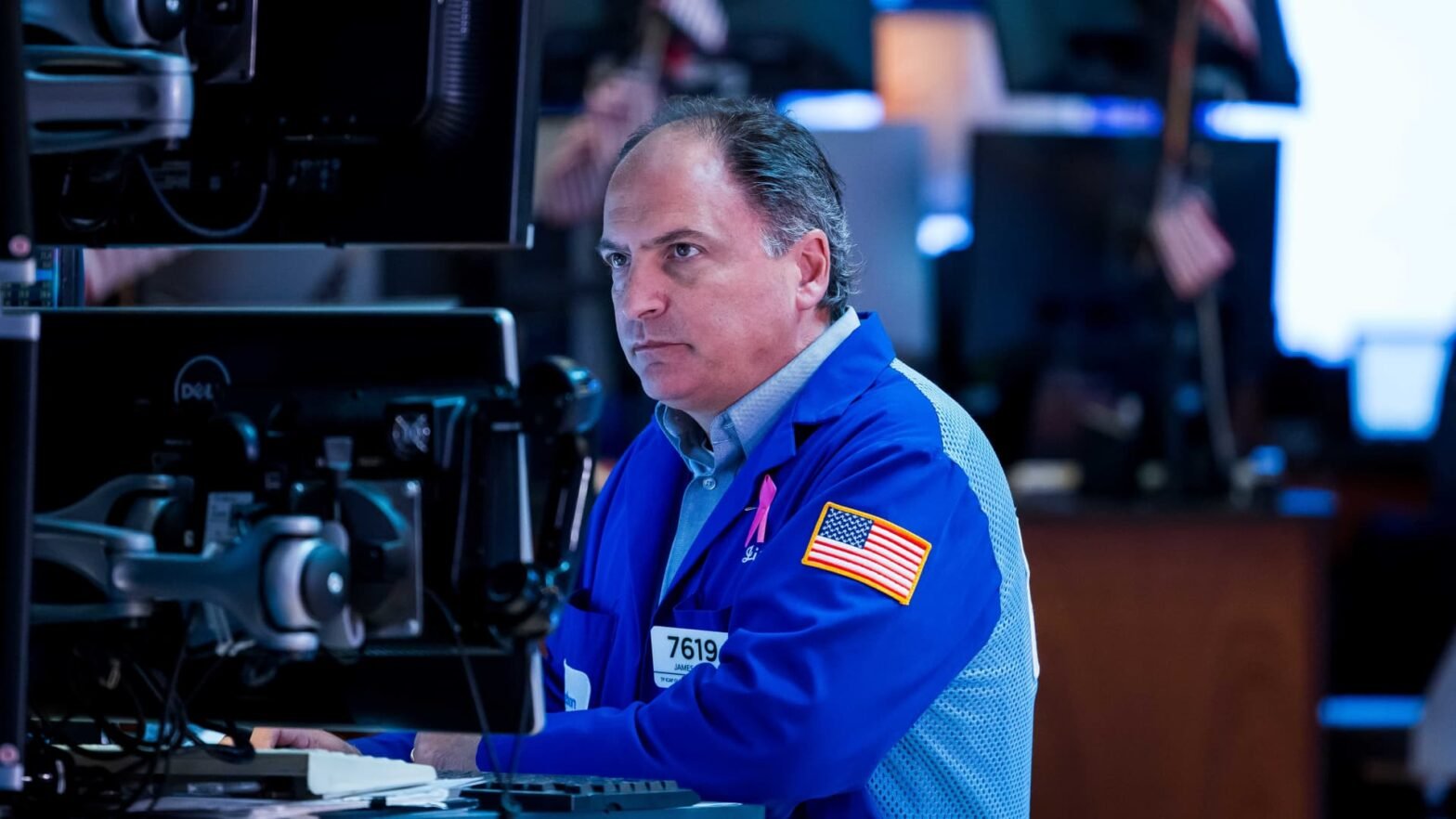 crypto-sell-off-threatens-to-take-out-this-year’s-biggest-stock-market-supporter:-the-retail-trader