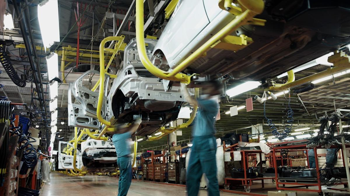 stock-market-live-december-4:-s&p-500-(voo)-gains-on-lighter-regulation-for-carmakers