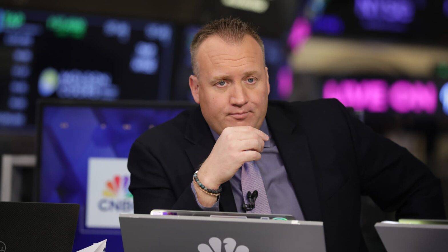 wisdom-of-crowds:-josh-brown-says-the-market-is-telling-you-this-stock-is-special