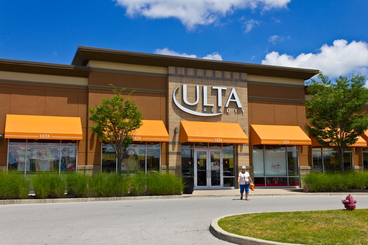 earnings-live:-ulta-stock-pops,-hpe-falls-with-guidance-in-focus,-uipath-stock-skyrockets